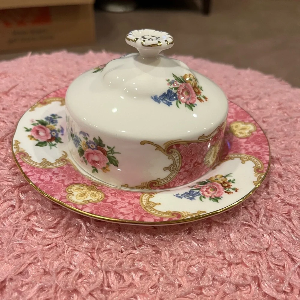 Royal Albert Lady Carlyle Bone China Floral Round Covered Butter Dish